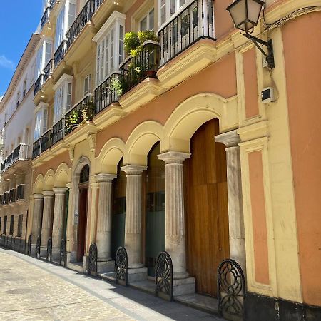 Apartamento Colon 1451 - Pleno Centro Y Wifi Gratis Cadiz Luaran gambar
