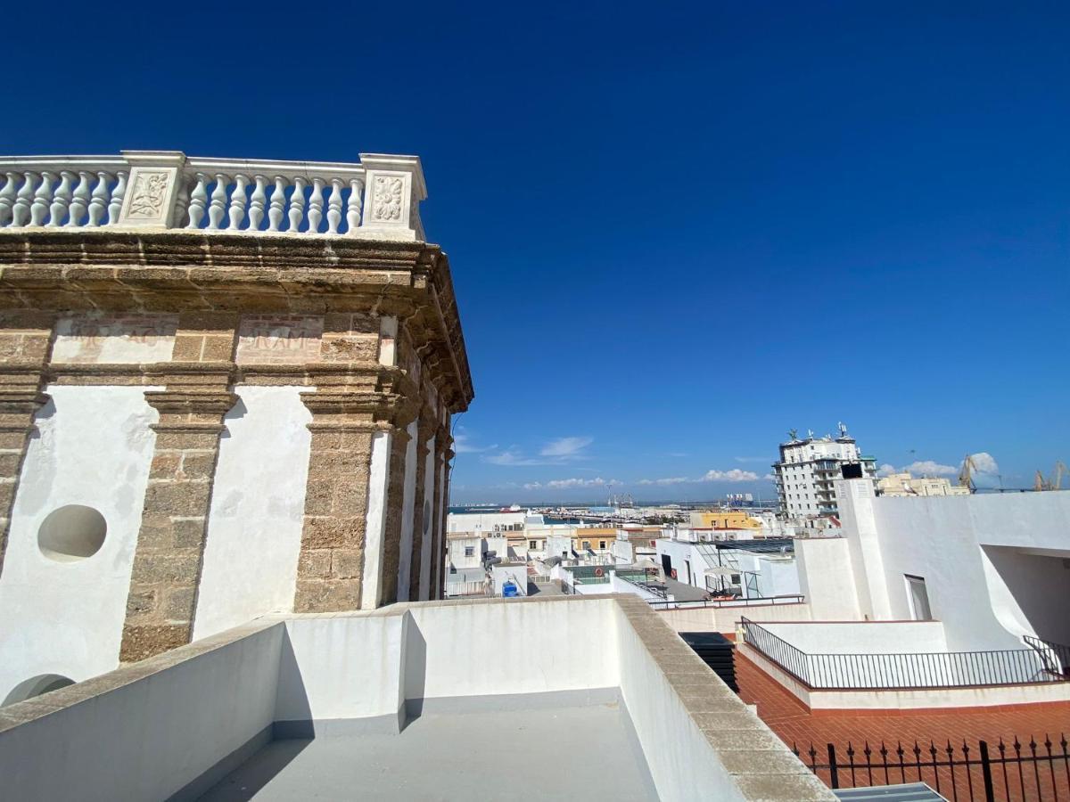 Apartamento Colon 1451 - Pleno Centro Y Wifi Gratis Cadiz Luaran gambar