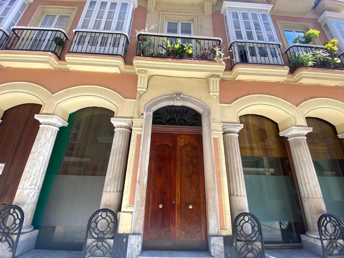 Apartamento Colon 1451 - Pleno Centro Y Wifi Gratis Cadiz Luaran gambar